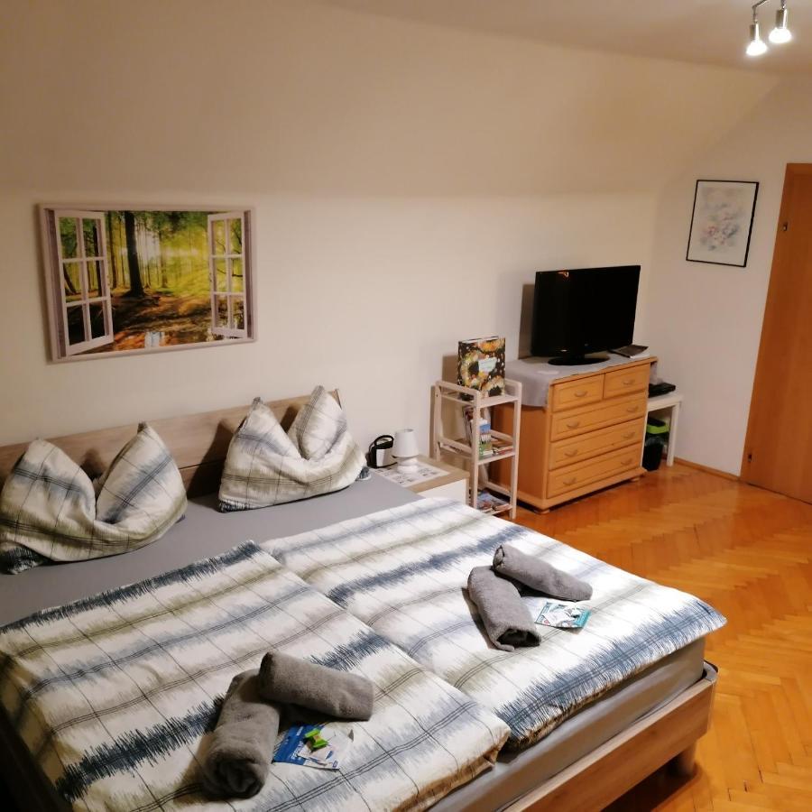 Apartment Schloffer 魏茨 外观 照片